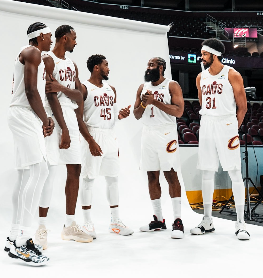 B—sports官网介绍图片