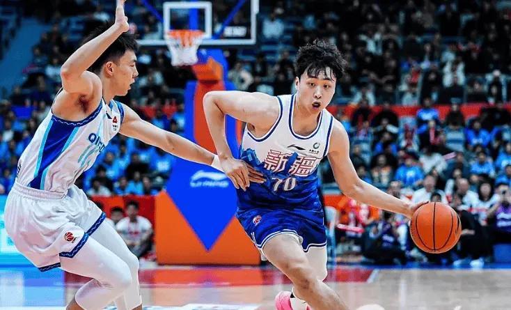 新疆开门红3本土球员太关键！齐麟稳定炮台，2将成隐形功臣！